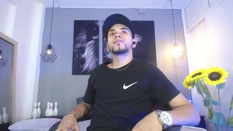 Snapshot of pool_vega chatting on October 7, 12:20 pm pool  online show from October 7, 12:20 pm