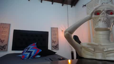Snapshot of pool_vega chatting on October 20, 12:31 pm pool  online show from October 20, 12:31 pm