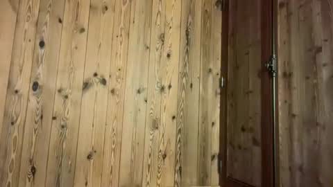 porntoyndr2 online show from January 18, 6:42 am