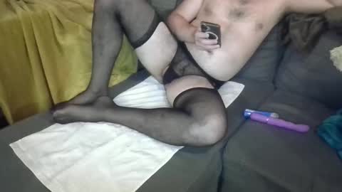 pouracornpower online show from April 16, 9:39 pm