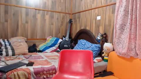 chris independent  online show from February 1, 5:49 am