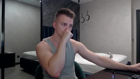 Snapshot of pretty_sweety chatting on October 22, 2:26 am Justin online show from October 22, 2:26 am