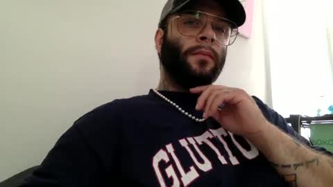 prettyglazed online show from June 20, 12:32 pm