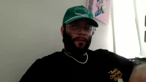 prettyglazed online show from June 29, 3:56 pm