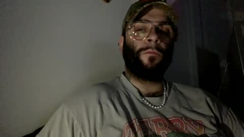 prettyglazed online show from June 12, 4:22 am