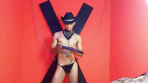 prince_arthur77 online show from February 5, 5:09 pm