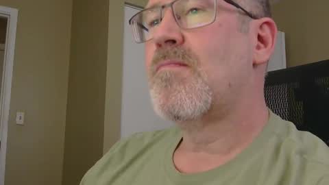 Snapshot of professor21255 chatting on October 20, 9:51 pm professor21255 online show from October 20, 9:51 pm