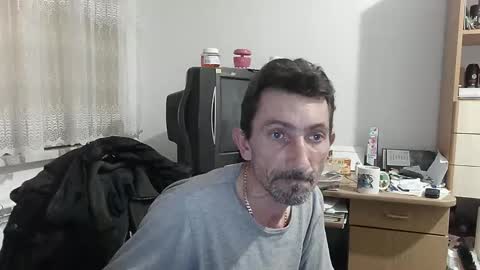 Snapshot of prosexualny chatting on December 8, 8:58 pm Mariusz online show from December 8, 8:58 pm