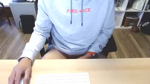 Snapshot of protos2025 chatting on February 24, 3:42 pm protos2025 online show from February 24, 3:42 pm