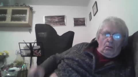 proudwelshman online show from December 9, 11:30 pm