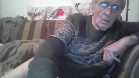 proudwelshman online show from December 26, 10:41 pm