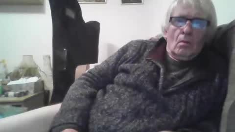 proudwelshman online show from January 24, 11:23 pm