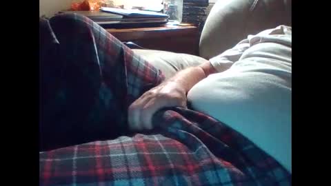 Snapshot of ps2005 chatting on October 23, 10:13 pm PS2005 online show from October 23, 10:13 pm