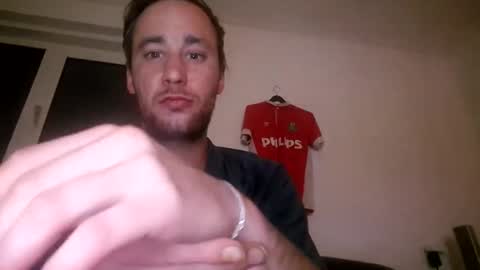 Mikey online show from April 2, 3:15 am