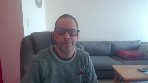 topher online show from April 19, 10:15 am