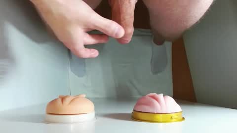 Snapshot of pude90 chatting on September 19, 5:41 am PuDe90 online show from September 19, 5:41 am