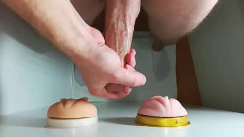 Snapshot of pude90 chatting on September 16, 6:14 am PuDe90 online show from September 16, 6:14 am