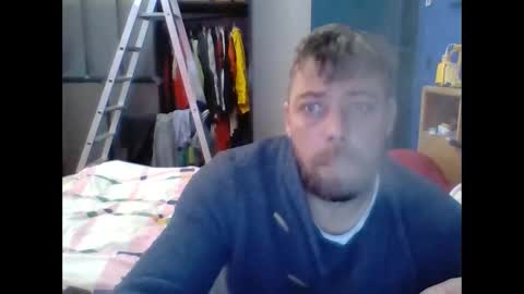 pug2222 online show from January 8, 1:41 pm