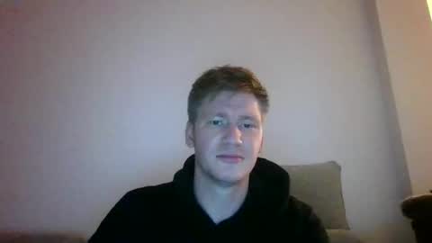 punkindrublic25 online show from November 18, 1:53 am