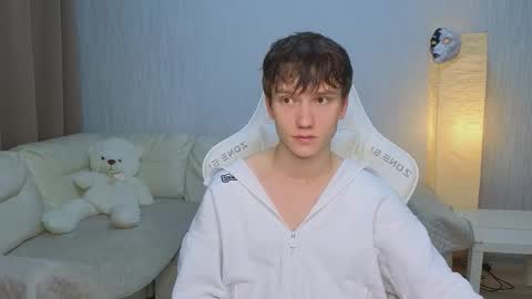 Jesse online show from November 11, 2:05 am