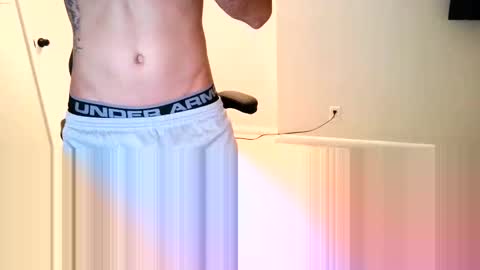 Snapshot of puptroy chatting on October 8, 6:18 am puptroy online show from October 8, 6:18 am