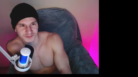 puremenshape online show from November 18, 5:27 pm