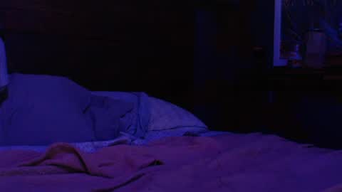 Purple Icecream online show from August 9, 4:51 am