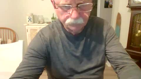 purpleshroom online show from February 20, 4:50 am