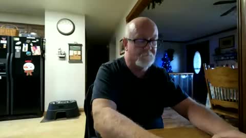 Snapshot of pussylover1365 chatting on January 29, 10:22 pm pussylover1365 online show from January 29, 10:22 pm