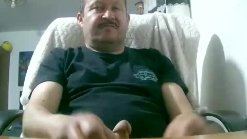 Snapshot of querubinrebelde chatting on October 25, 12:56 am Don Ramon online show from October 25, 12:56 am