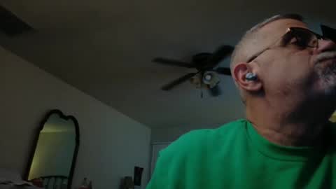 Radar L0ve online show from February 28, 8:13 am