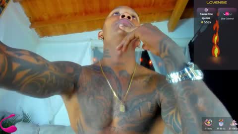 Andres H online show from October 19, 11:19 pm