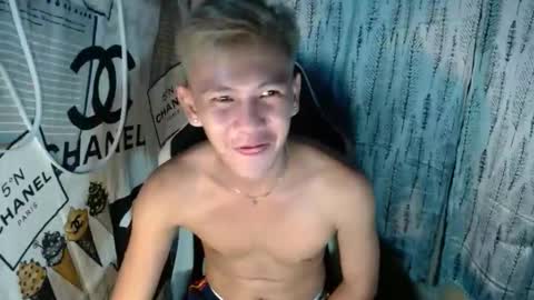 ralfhuge24 online show from December 16, 12:45 pm