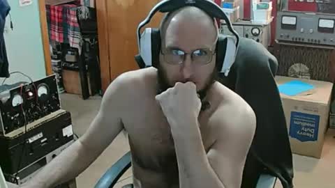 Randall online show from March 28, 9:04 pm