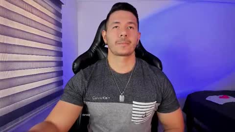 Jonas online show from November 19, 2:39 pm