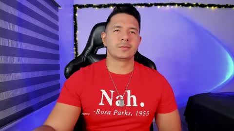 Jonas online show from April 10, 11:45 pm