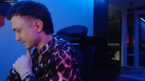 Alex Nash online show from October 30, 1:41 am