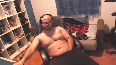 ravingr3d3 online show from March 4, 12:18 am