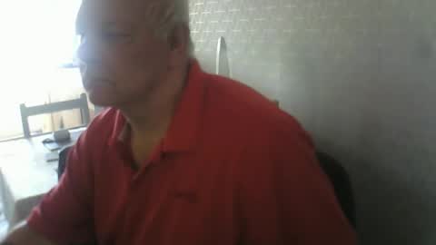 Snapshot of ray47 chatting on October 9, 10:53 am ray47 online show from October 9, 10:53 am