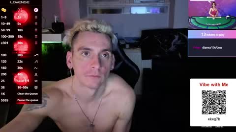 Rayzel White online show from May 23, 12:49 am