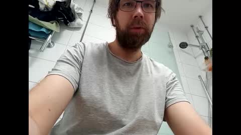 realbucknaked80s online show from February 20, 7:55 am