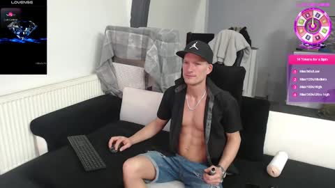 Ask me online show from February 16, 10:10 pm