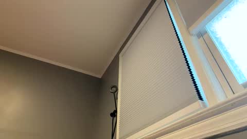 realmxyz online show from March 5, 4:47 pm