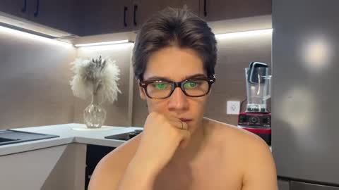 AliceEve online show from February 14, 5:36 pm