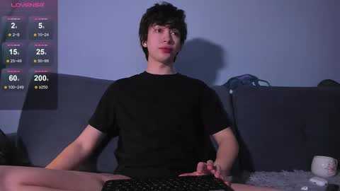 Alan online show from March 25, 5:17 pm