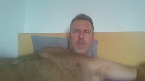 Red online show from September 15, 1:56 pm