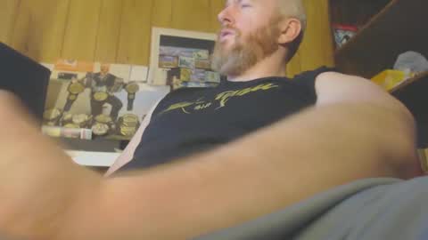 theredhead4fun online show from February 4, 12:19 am