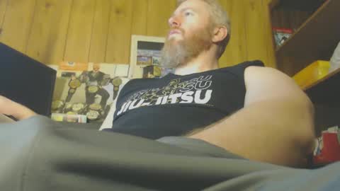 theredhead4fun online show from January 6, 5:30 am