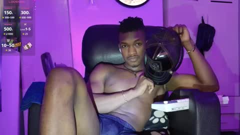 ReyKen online show from February 19, 2:30 am