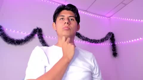 reylatino24 online show from January 11, 11:08 pm